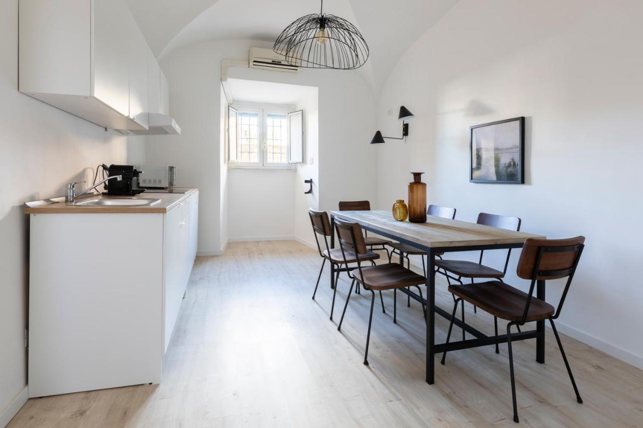 Sonder At Colosseum Cloisters Aparthotel Rome Bagian luar foto